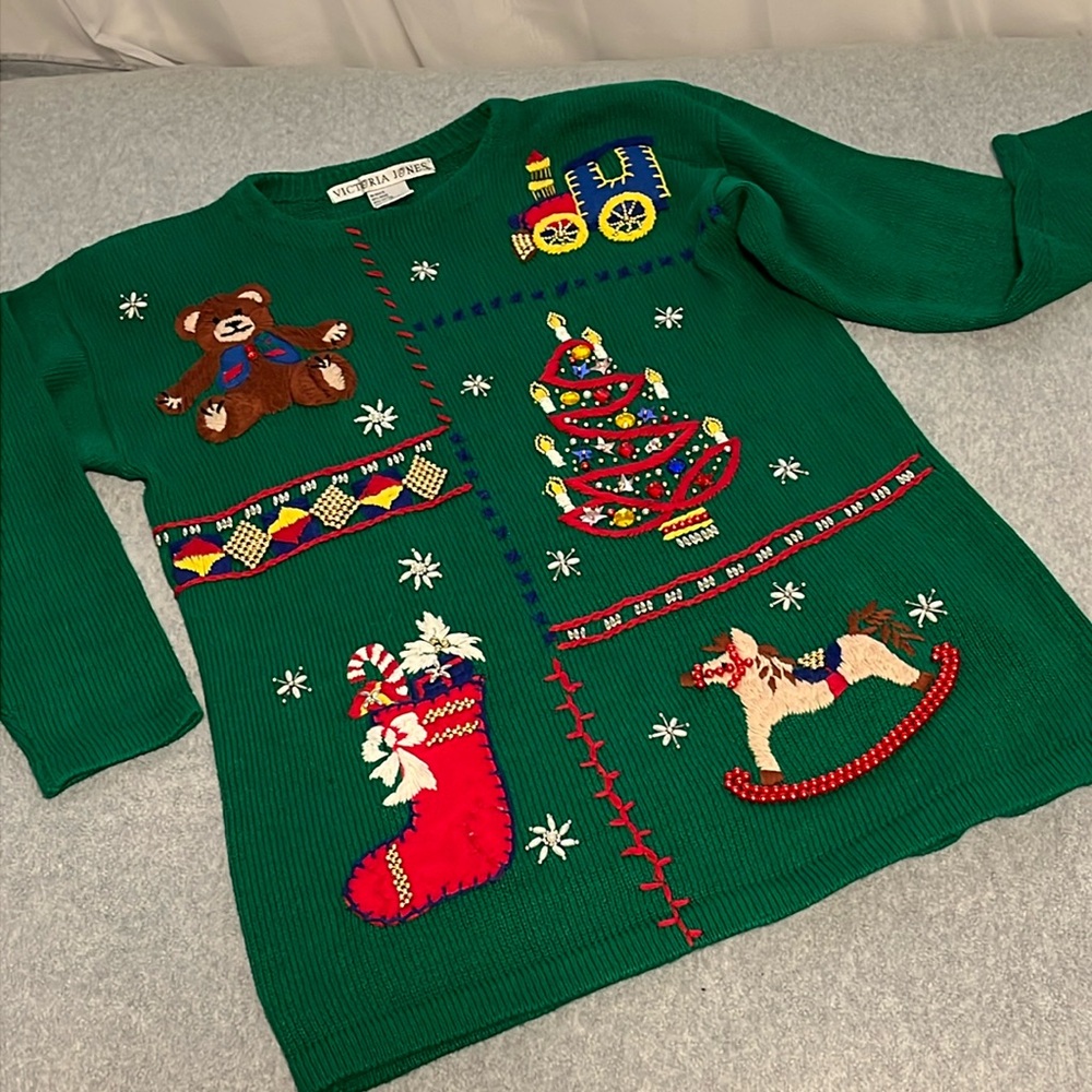 Vintage Christmas Sweater Large Embroidered Boxy Needlepoint Grandma Artsy